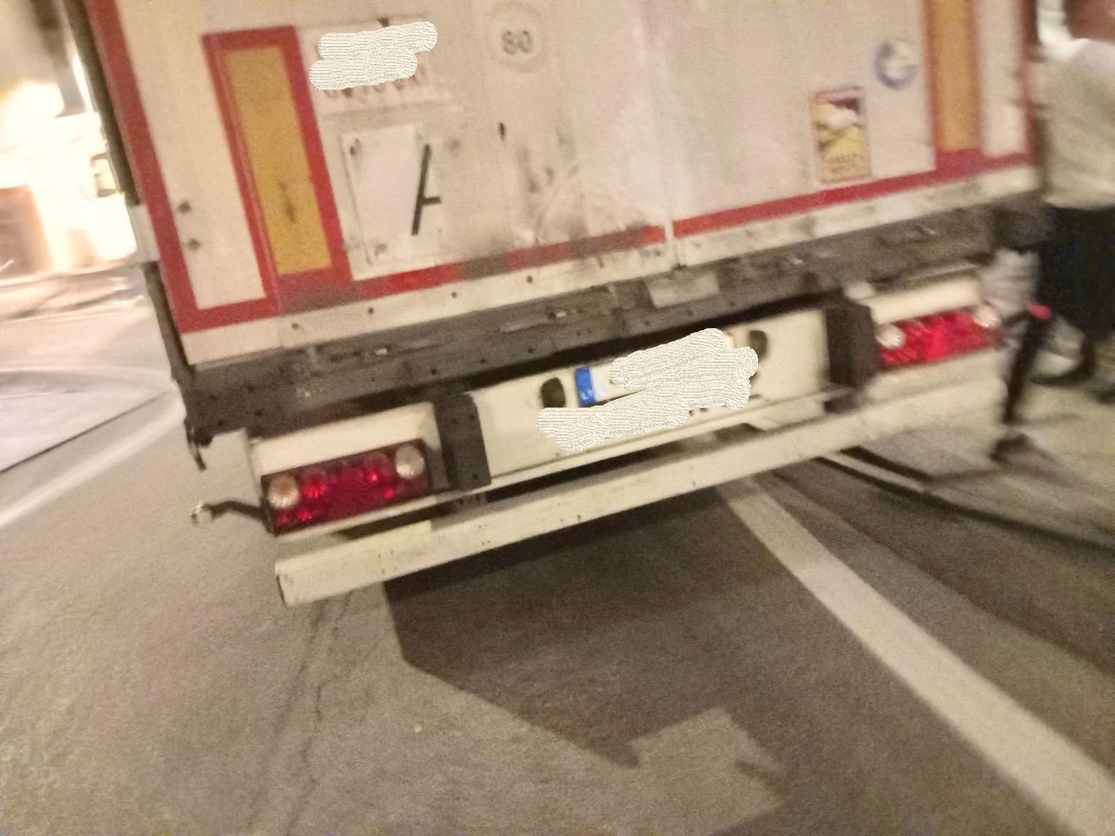 Tir Incastrati Nel Canavese Seguono Il Navigatore Dopo L Uscita Di