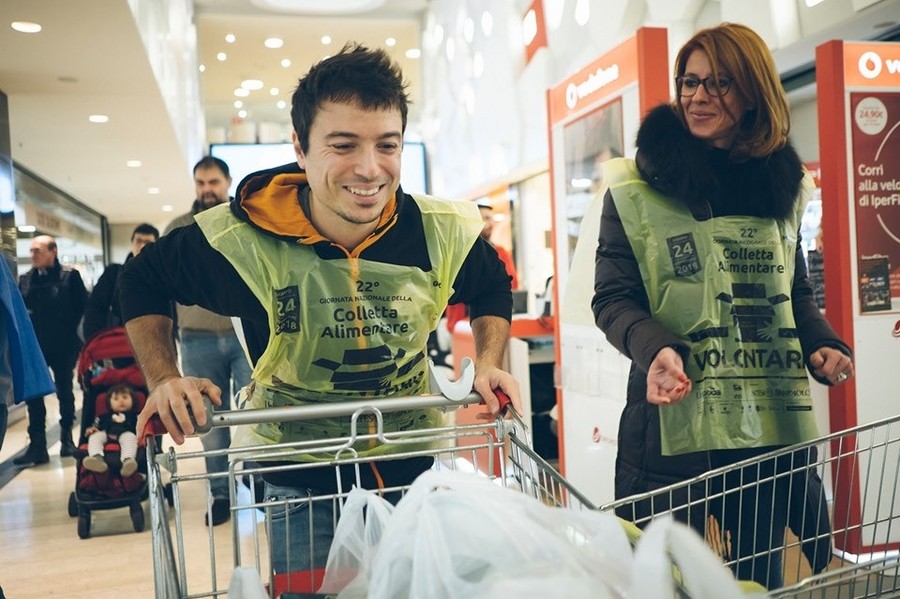 Giornata Nazionale Della Colletta Alimentare Facciamo Un Gesto