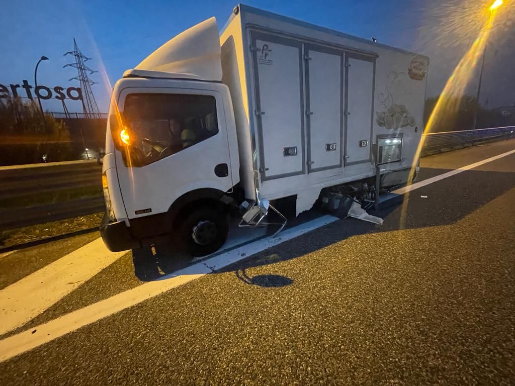 Ancora Un Incidente In Tangenziale Cinque Vetture Coinvolte E Traffico