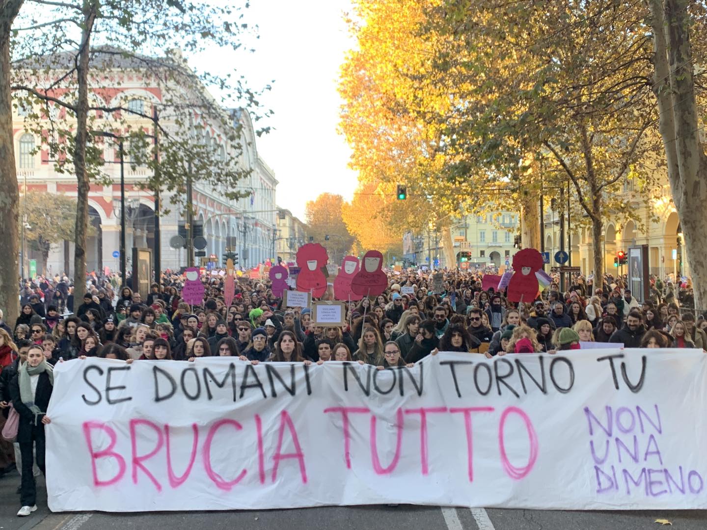 In Migliaia Al Corteo Di Non Una Di Meno Per Giulia Cecchettin Se