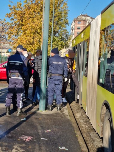 Controlli Di Polizia Locale E Personale Gtt Sugli Autobus I