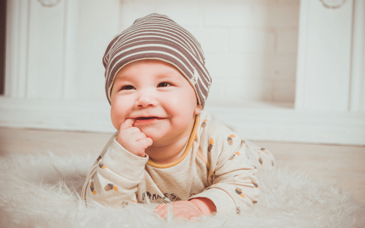Plagiocefalia: come prevenire la testa piatta nel neonato - Torino Oggi