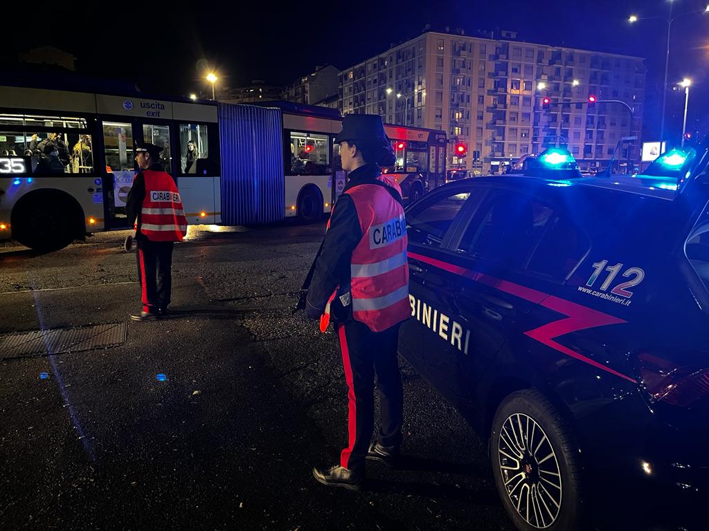 Rubarono Una Collanina Doro Ad Un Coetaneo Nei Guai Quattro Minorenni Per Due Di Loro 