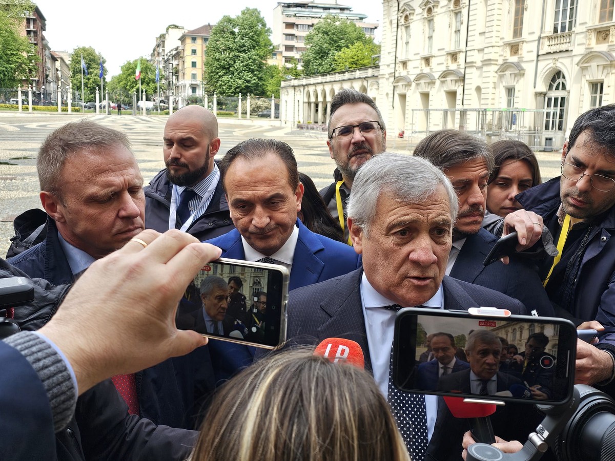 Corteo Pro-Palestina A Torino, Lollobrigida Contro I Manifestanti ...