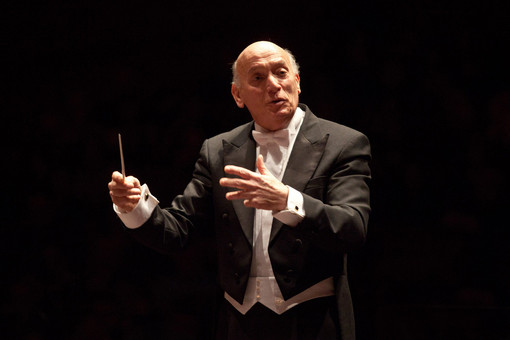 Il Maestro Pinchas Steinberg apre la stagione dei Concerti al Regio