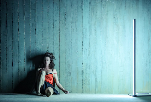 Teatro Carignano, debutto nazionale per &quot;Hedda Gabler&quot; di Ibsen con la regia di Kriszta Székely