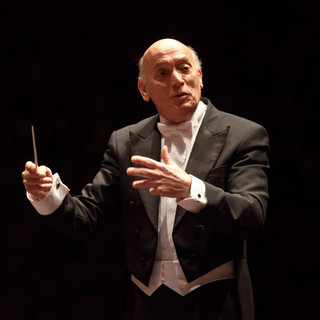 Il Maestro Pinchas Steinberg apre la stagione dei Concerti al Regio