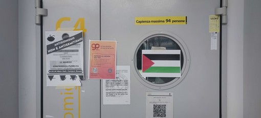 Studenti per Israele al Campus, la protesta dei pro-Pal fa saltare l'evento. L'Università non assegna l'aula &quot;per problemi di procedura&quot;