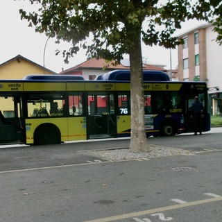 Grugliasco, arrivano i nuovi autobus a metano della linea 76