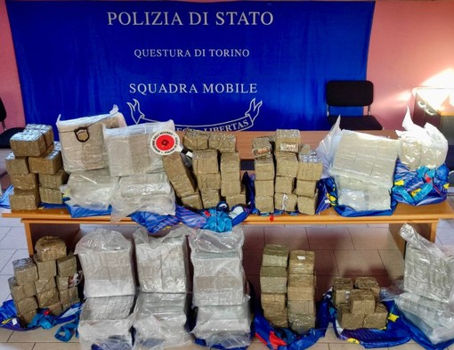 Maxi-sequestro di droga a Leini: tre arresti per il traffico di oltre 230 kg di hashish