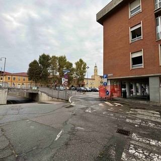 A Grugliasco riaperto il transito alle auto in piazza Matteotti