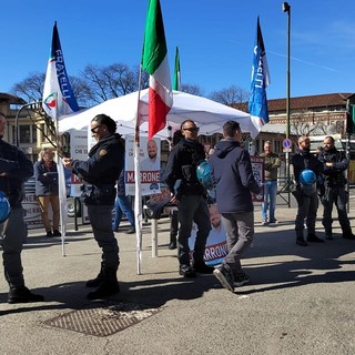 Antagonisti contro il gazebo FdI, Marrone: &quot;Lo Russo moralmente responsabile&quot;