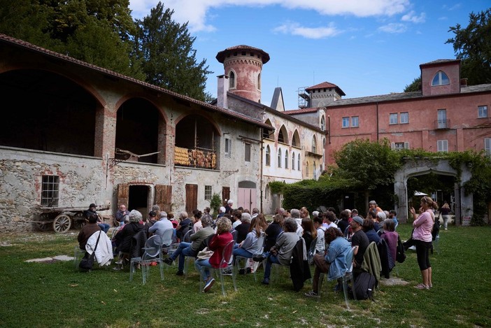 “Cambiare rotta. Oltre la società della crescita” sabato al Castello di Miradolo