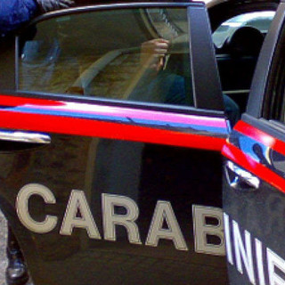 Weekend di controlli per i carabinieri nel Torinese: denunce per guida in stato di ebbrezza, furto, possesso di armi e droga