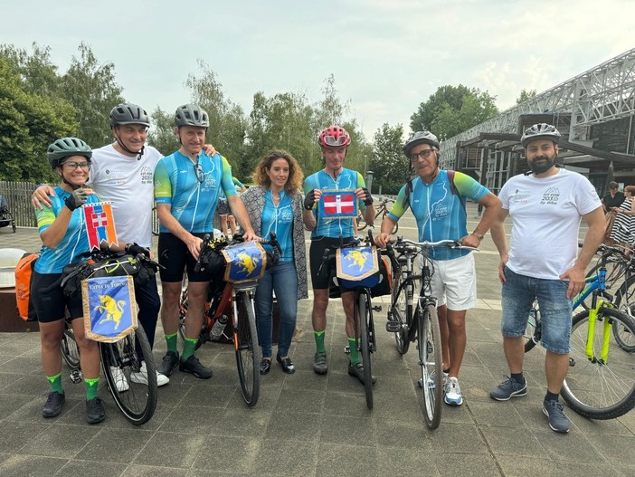 Da Torino a Capo Nord in bici contro il cambiamento climatico