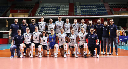 CEV Challenge Cup, la Reale Mutua Fenera Chieri ’76 vince 1-3 a Istanbul