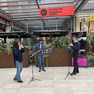 Filarmonica TRT porta la musica dai teatri ai mercati della città