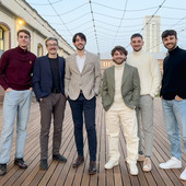 gruppo di ragazzi insieme