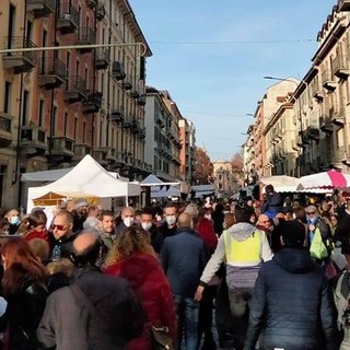 Una festa floreale al Cit Turin