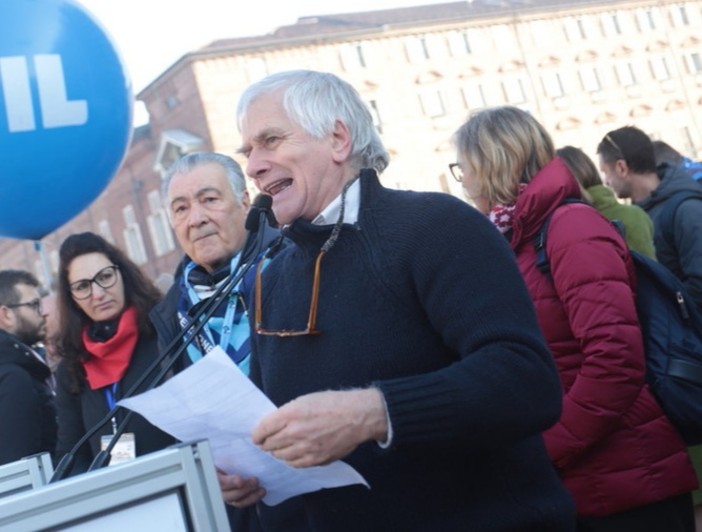 Scontri dopo lo sciopero generale: &quot;La politica strumentalizza&quot; e sul Dl sicurezza: &quot;Non rinunceremo a occupare le strade&quot;