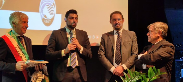 Grugliasco si congratula con 'mister Europa League' Gian Piero Gasperini