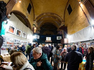 Una panoramica della mostra (foto di Claudio Bonifazio)