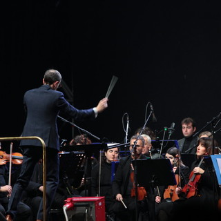 Il concerto &quot;Il sole incendia Brahms&quot; inaugura la nuova stagione dell'Orchestra Filarmonica