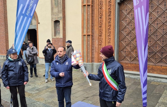 L’accensione della fiaccola a Pinerolo