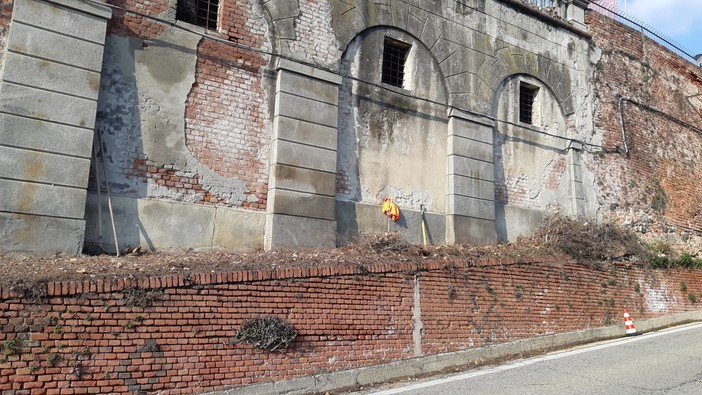 Parco di Villa Genero, lavori di consolidamento del muro di cinta