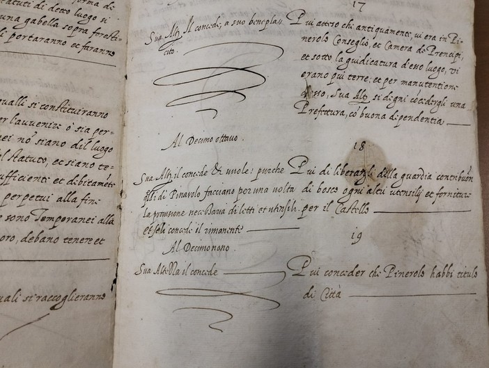 Il documento di concessione del titolo di Città del 3 marzo 1575