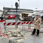 Carmelo Lavuri indica le condizioni della pavimentazione