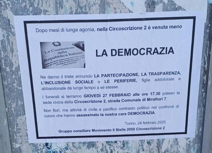 Protesta sui muri della Circoscrizione 2 per la questione linee guida