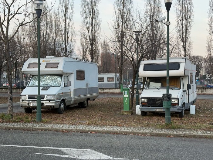 Al park Caio Mario è allarme parcheggi abusivi