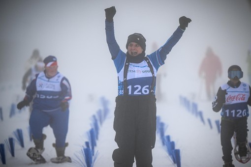 L'oro di Sabrina riempie di gioia l'ultimo giorno dei Giochi Mondiali Invernali Special Olympics