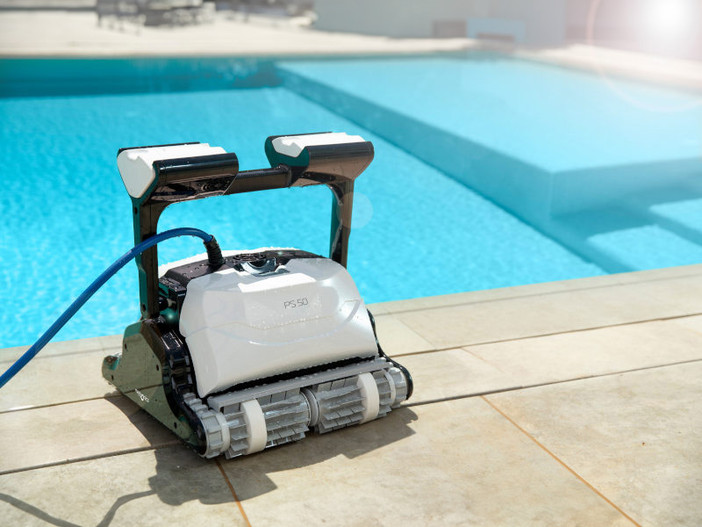 Robot per piscina: la soluzione smart per una pulizia senza pensieri