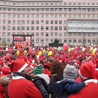 Domani &quot;millemila&quot; Babbi Natale si riuniranno al Regina Margherita: c'è anche una canzone [VIDEO]