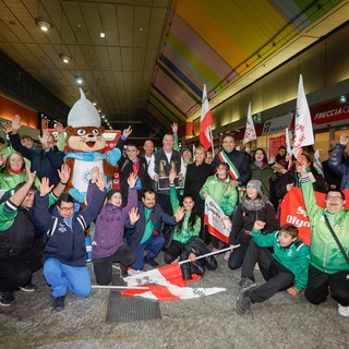 La Fiamma della Speranza accende Torino per gli Special Olympics World Winter Games