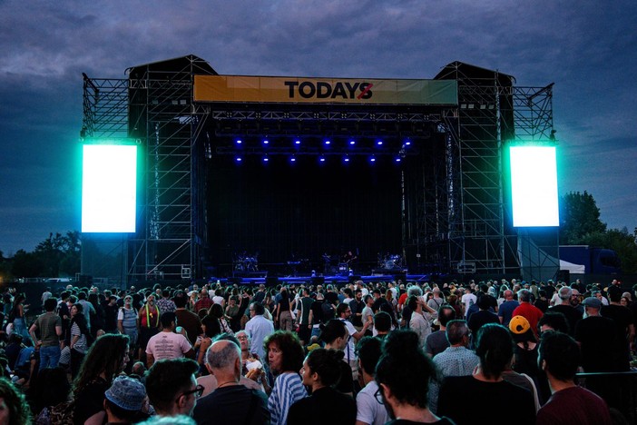 palco dei Todays ultima serata