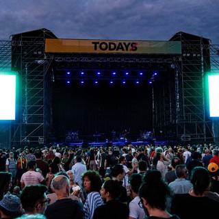 palco dei Todays ultima serata