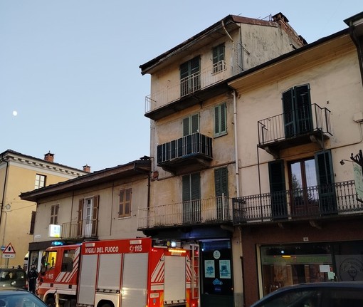 I vigili del fuoco di Luserna San Giovanni sul posto