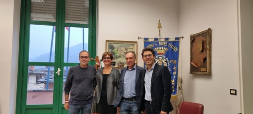 Da sinistra Ferrato, Maffè, Di Vito e Cogno alla firma del protocollo