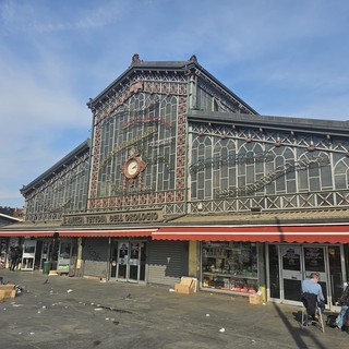 Porta Palazzo, restyling per la Tettoia dell'Orologio