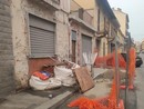 Via Volpiano, il cantiere abbandonato è stato rimosso: la strada ripulita dai rifiuti