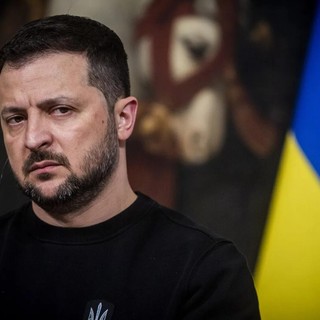 Kiev, licenziamenti nel governo e dimissioni clamorose