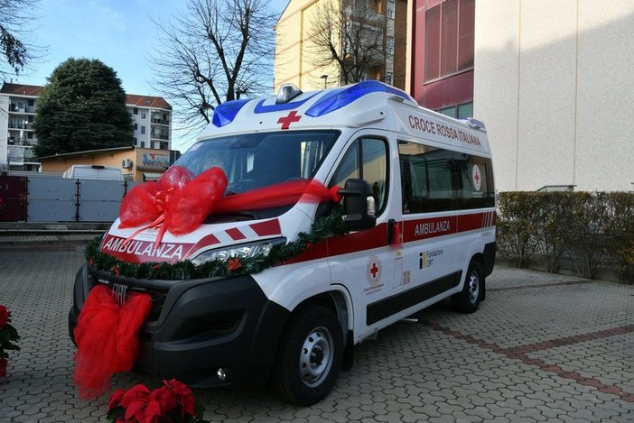 Inaugurati a Nichelino due nuovi mezzi della Croce Rossa