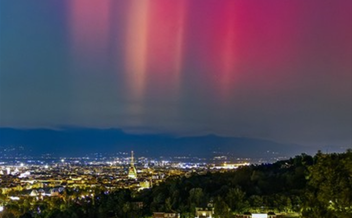 aurora boreale su Torino