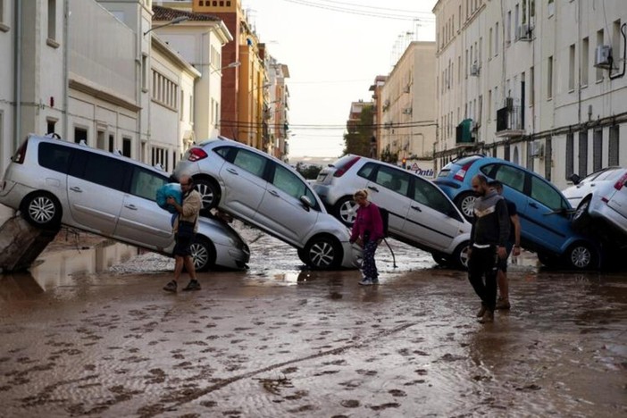 auto travolte a Valencia