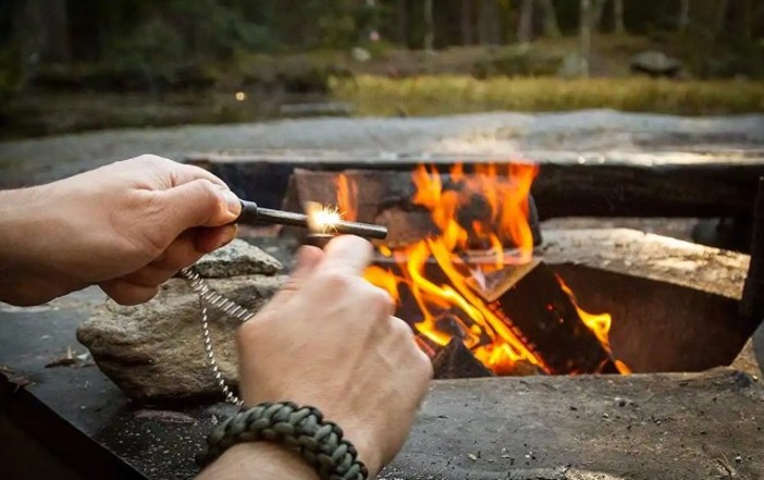 La Regione insegna ad accendere il fuoco