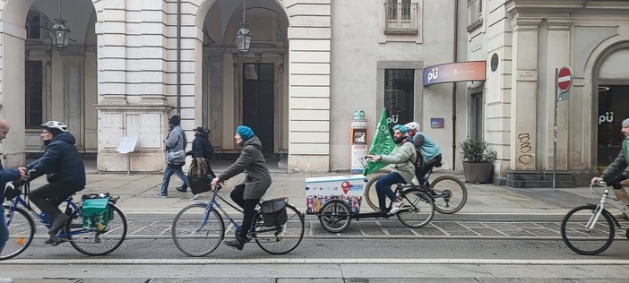 Campanelli contro Lo Russo nella manifestazione in bici