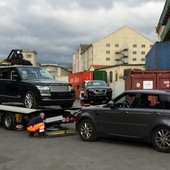 Smantellata da Torino una rete di furti di auto di lusso e mezzi da cantiere per oltre un milione: 17 arresti [FOTO e VIDEO]